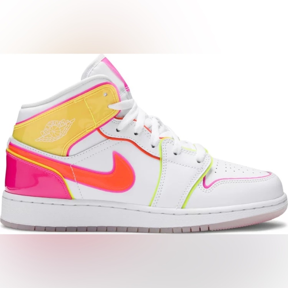Jordan 1 Mid Pink Orange White Size 7youth/8.5womens/39EU 000706
